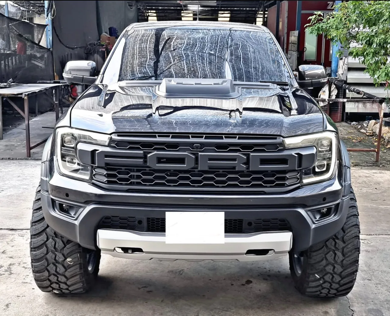 NEXT-GEN XLT, SPORT,  WILDTRAK - RAPTOR WIDE BODY KIT, FRONT BUMPER & REAL RAPTOR GRILL (  WORLDWIDE SHIPPING )