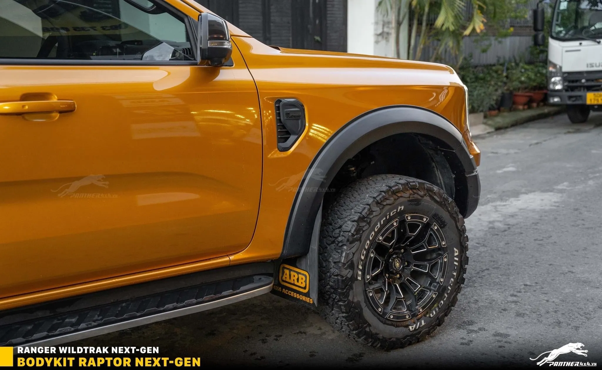 NEXT-GEN XLT, SPORT,  WILDTRAK - RAPTOR WIDE BODY KIT, FRONT BUMPER & REAL RAPTOR GRILL (  WORLDWIDE SHIPPING )