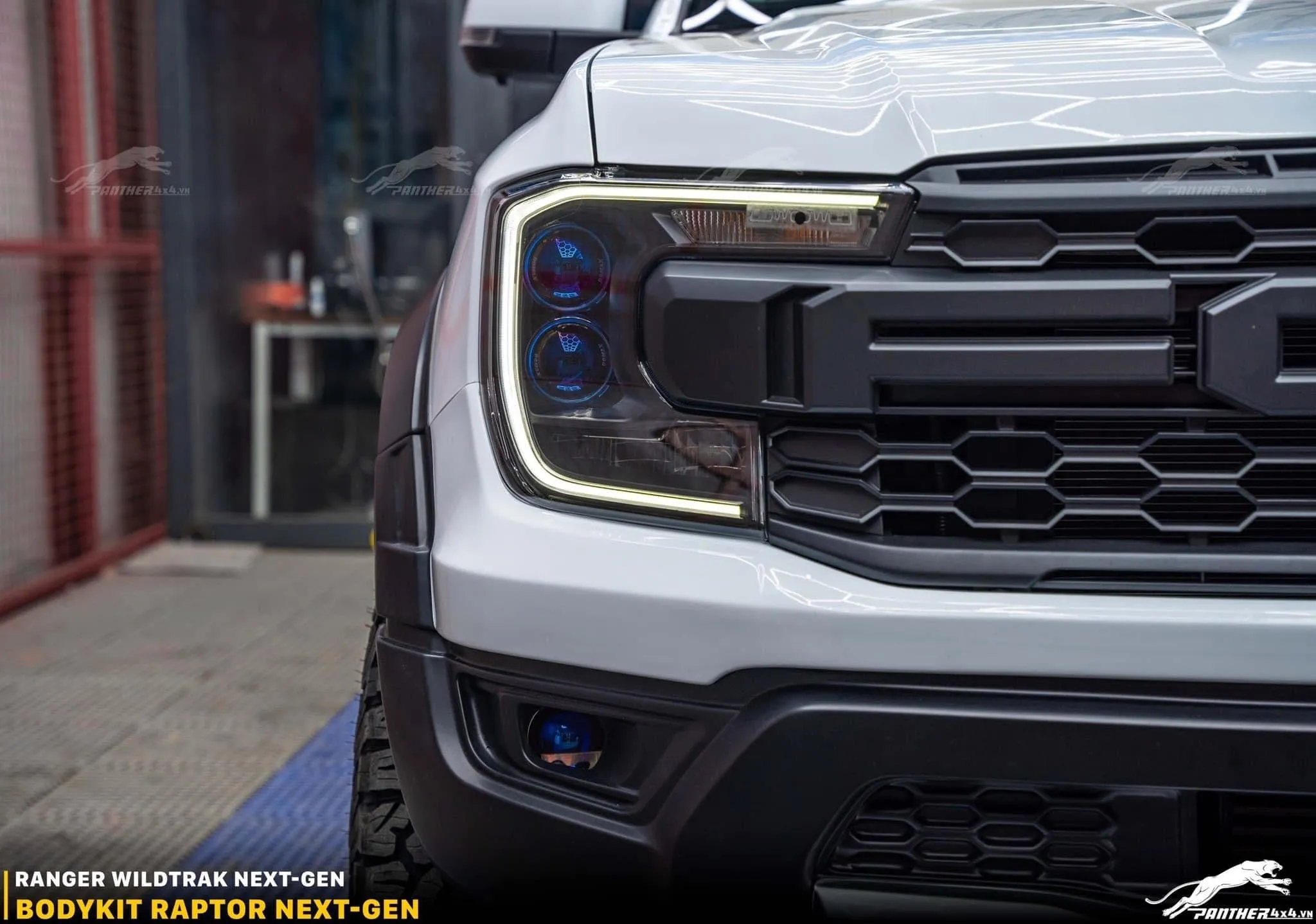 NEXT-GEN XLT, SPORT,  WILDTRAK - RAPTOR WIDE BODY KIT, FRONT BUMPER & REAL RAPTOR GRILL (  WORLDWIDE SHIPPING )