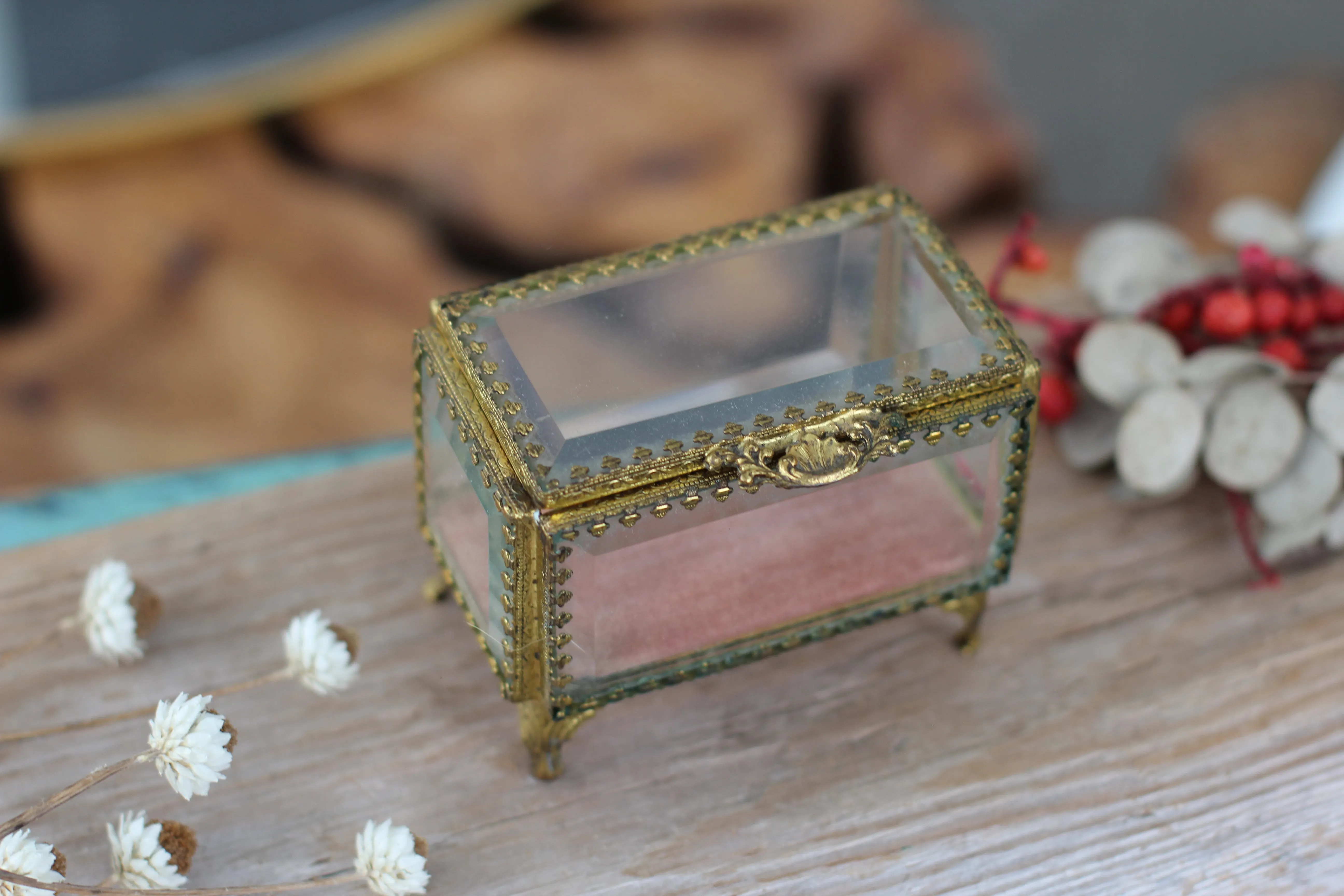 Vintage Peach Velvet Interior Stylebuilt Glass Jewelry Box