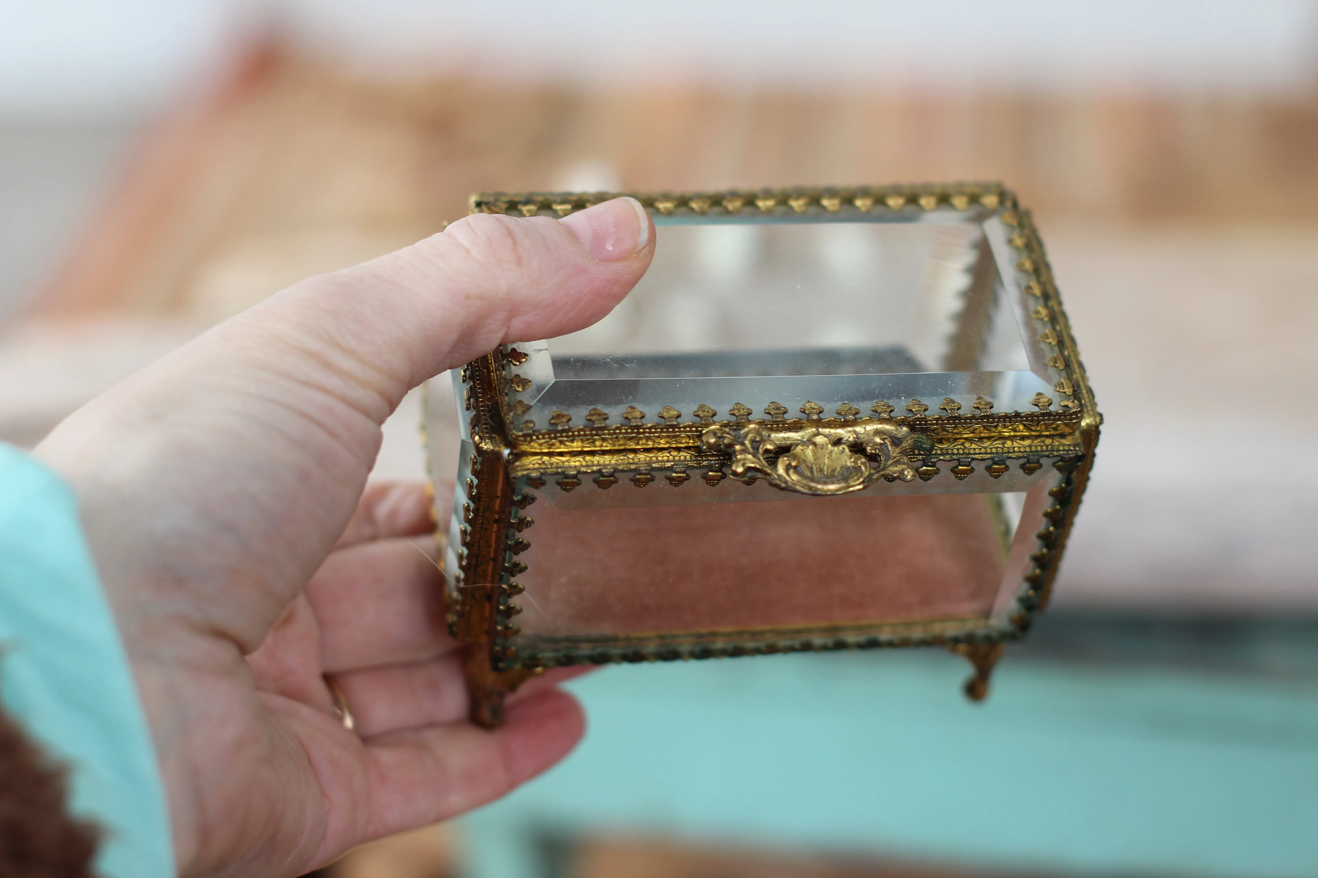 Vintage Peach Velvet Interior Stylebuilt Glass Jewelry Box