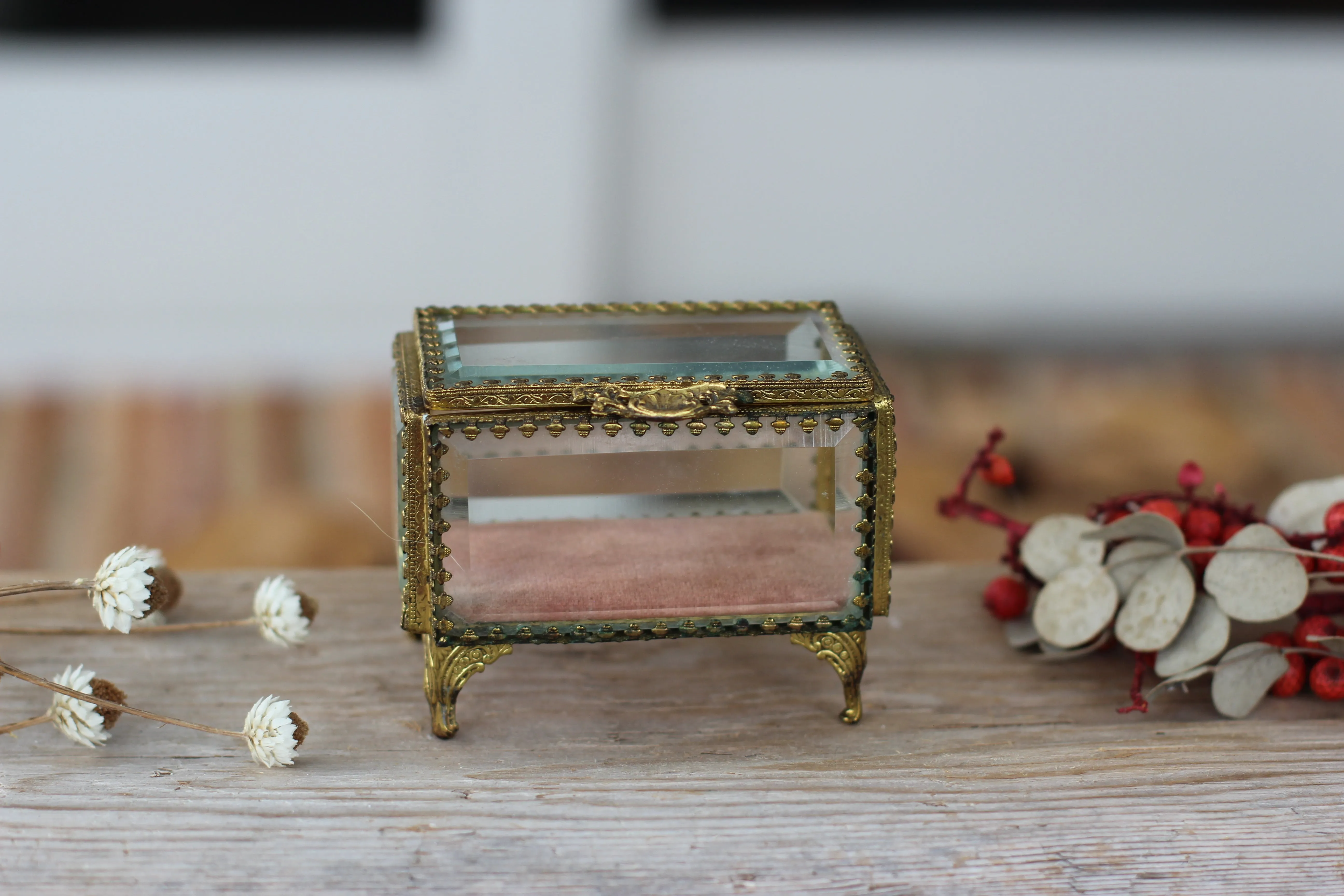 Vintage Peach Velvet Interior Stylebuilt Glass Jewelry Box